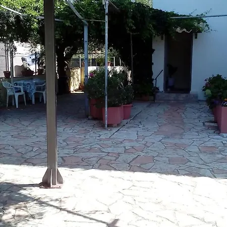 το δροσέρο διαμέρισμα 90τμ . Apartamento